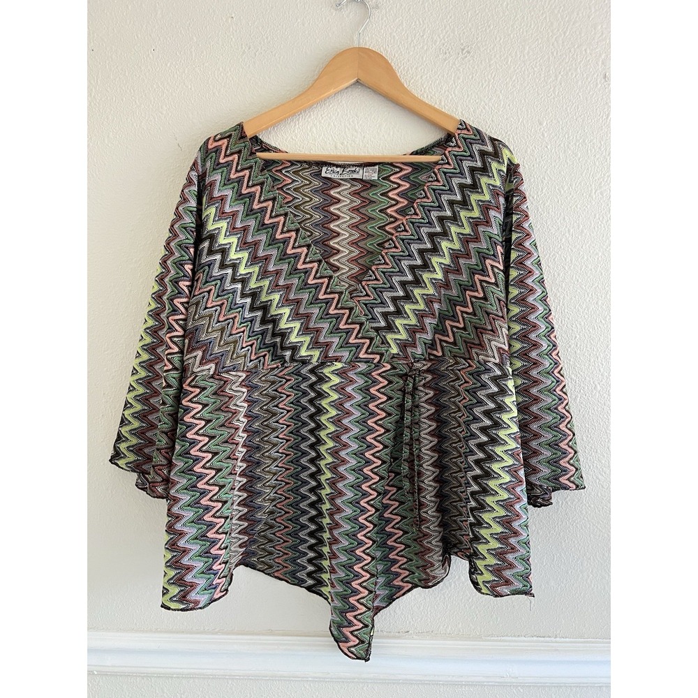 Erica Brooke Vintage Y2K Asymmetrical Knit Top Multicolor Rainbow Size 16 Artsy